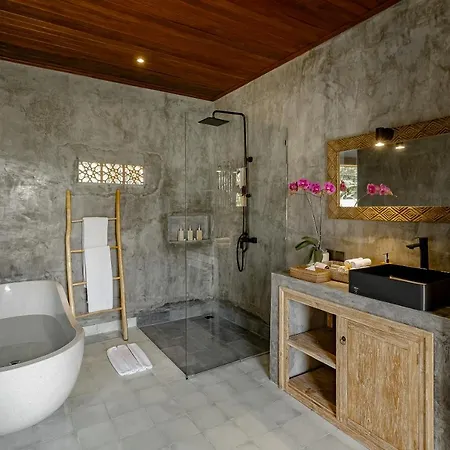 Suarga Loka Ubud Villa Exterior photo