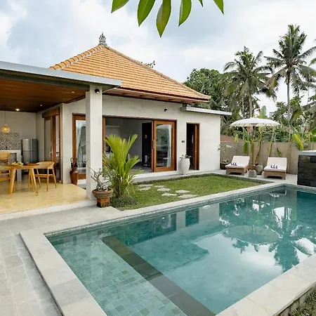 Suarga Loka Ubud Villa Exterior photo